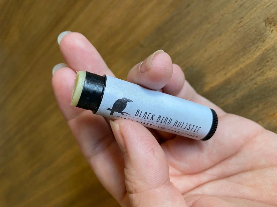 Read more about the article Blackbird Holistic founder connects to land and culture through lip balm