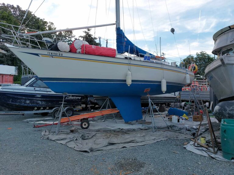 fiberglass boat hull hole repair after 768x576
