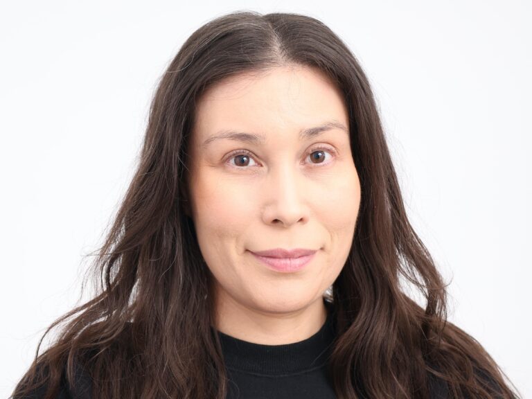 joanne bear 4x3 768x576